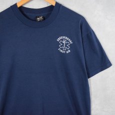 画像1: 80's CHEESEQUAKE FIRST AID USA製 救護ステーションプリントTシャツ NAVY L (1)