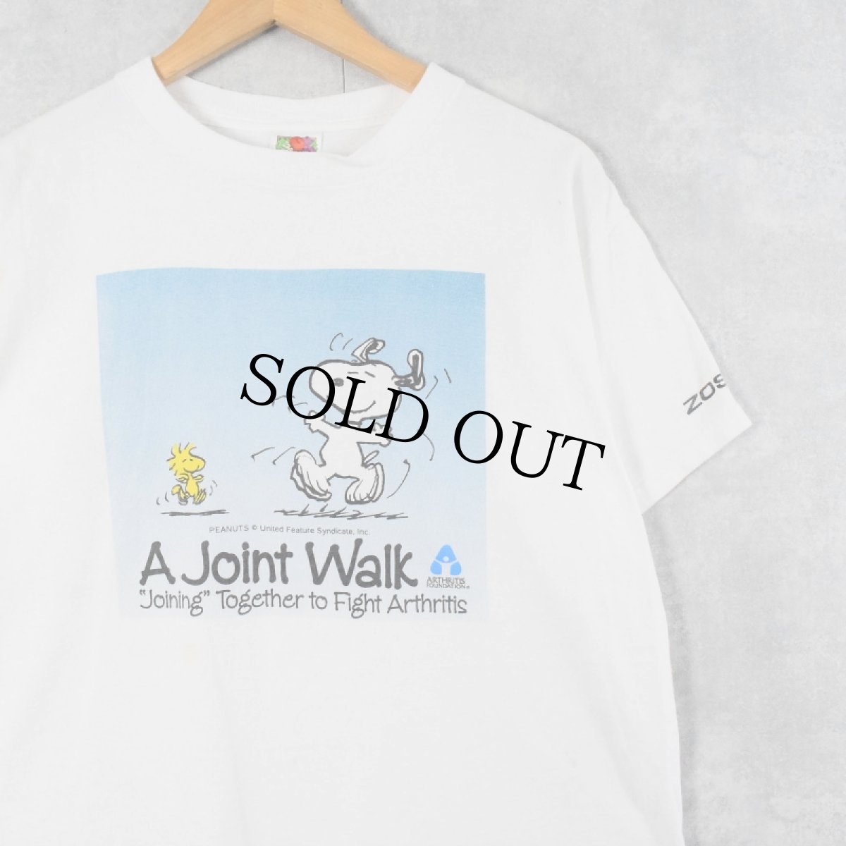 画像1: SNOOPY "A Joint Walk" キャラクタープリントTシャツ L (1)