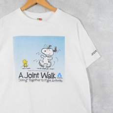 画像1: SNOOPY "A Joint Walk" キャラクタープリントTシャツ L (1)