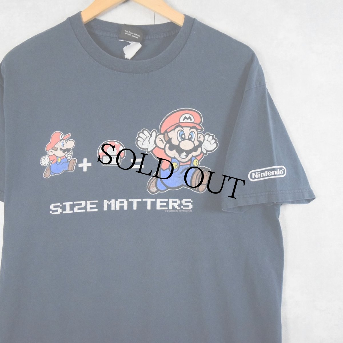 画像1: 2006 Nintendo スーパーマリオ ゲームキャラクタープリントTシャツ NAVY (1)