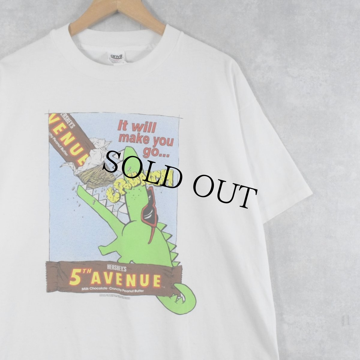 画像1: 90's HERSHEY'S USA製 "5th AVENUE" お菓子企業 シュールイラストTシャツ XL (1)