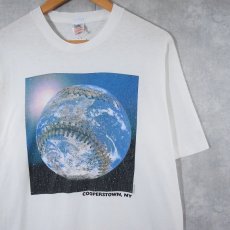 画像1: 90's COOPERSTOWN,NY USA製 地球×ベースボール イラストプリントTシャツ L (1)