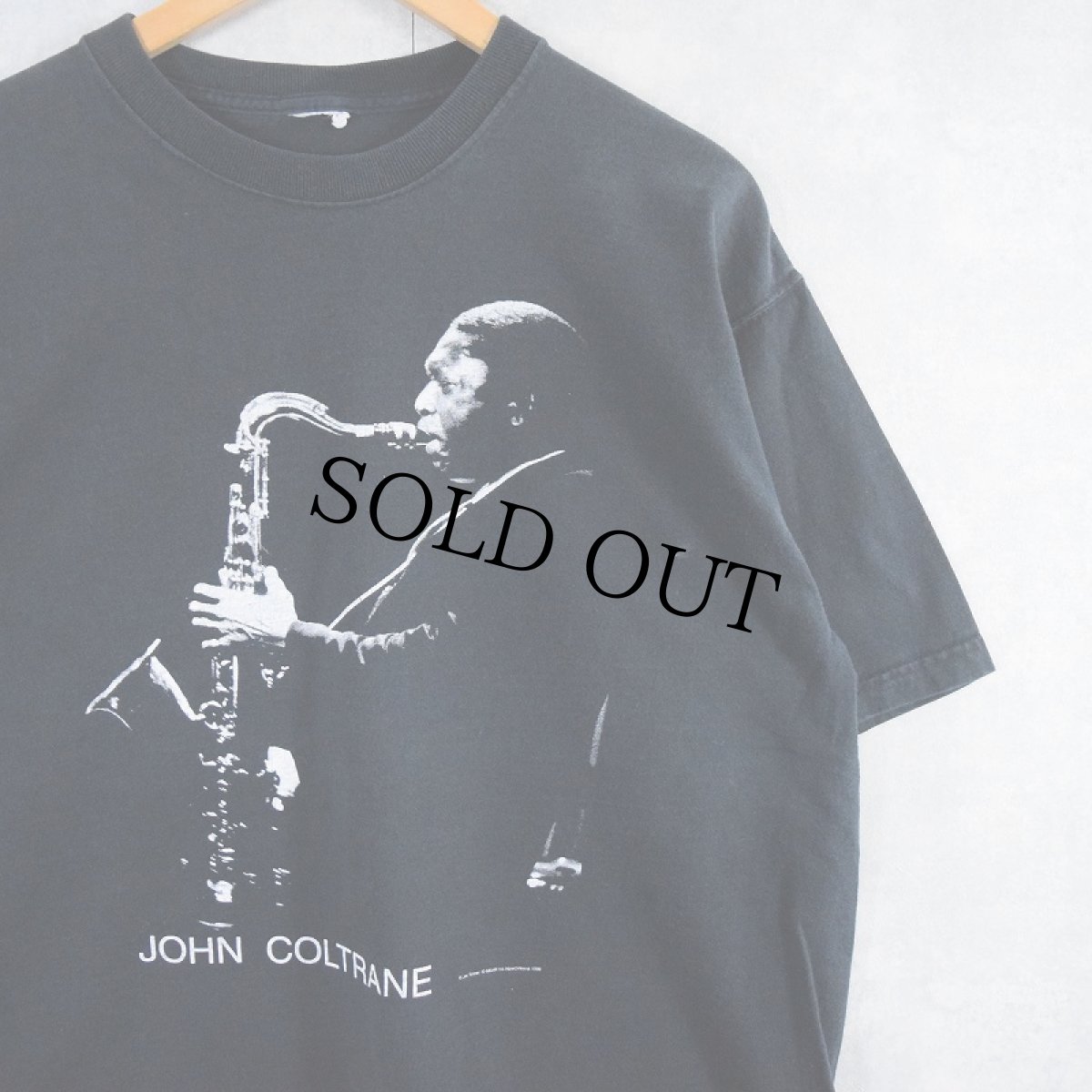 画像1: 90's JOHN COLTRANE サクソフォーン奏者 プリントTシャツ BLACK (1)