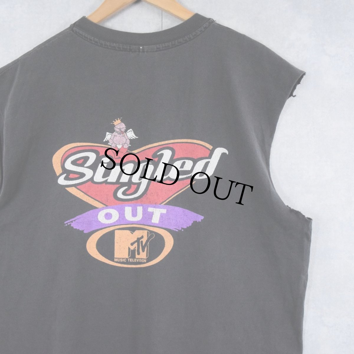 画像1: 90's MTV USA製 "Singled OUT" カットオフスリーブ ゲーム番組 ロゴプリントTシャツ XL (1)