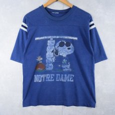 画像1: 70〜80's SNOOPY "NOTRE DAME" キャラクタープリントフットボールTシャツ  (1)