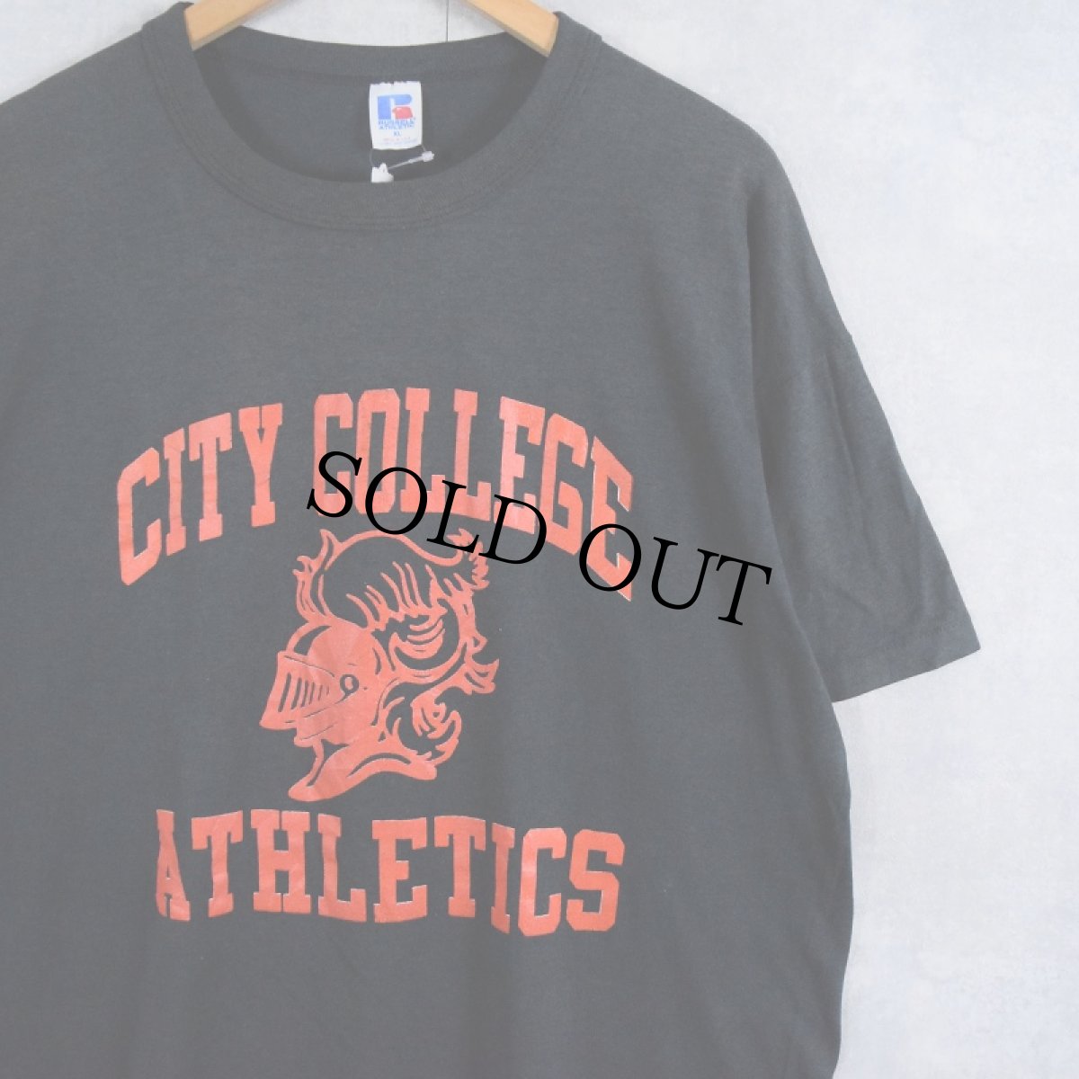 画像1: 80's RUSSELL ATHLETIC USA製 "CITY COLLEGE ATHLETIC" プリントTシャツ XL (1)