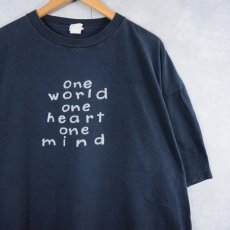 画像1: 80〜90's USA製 "One world one heart one mind" メッセージプリントTシャツ ONESIZE (1)