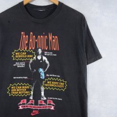 画像1: 90's NIKE Bo Jackson "The Bo-onic Man" プロ野球選手 パロディプリントTシャツ BLACK (1)