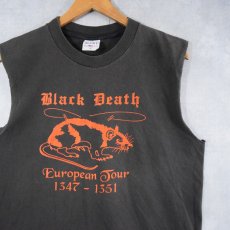 画像1: 90's Black Death USA製 "European Tour" カットオフスリーブ パンデミックプリントTシャツ M (1)