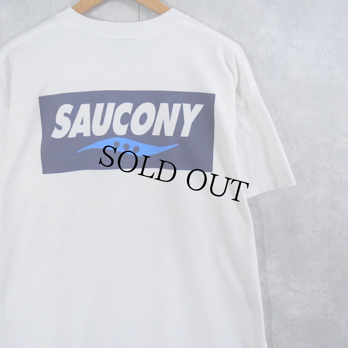 画像1: 90's SAUCONY スニーカーブランド ロゴプリントTシャツ XL (1)