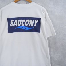 画像1: 90's SAUCONY スニーカーブランド ロゴプリントTシャツ XL (1)