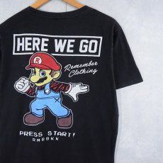 画像2: "PRESS START!" キャラクターパロディプリントTシャツ BLACK (2)