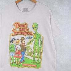 画像1: Steven Rhodes "Don't Talk to Strangers" イラストプリントTシャツ L (1)