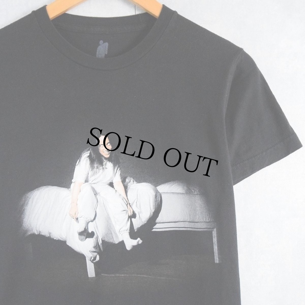 画像1: Billie Eilish "When We All Fall Asleep, Where Do We Go?" ミュージシャンフォトプリントTシャツ BLACK S (1)