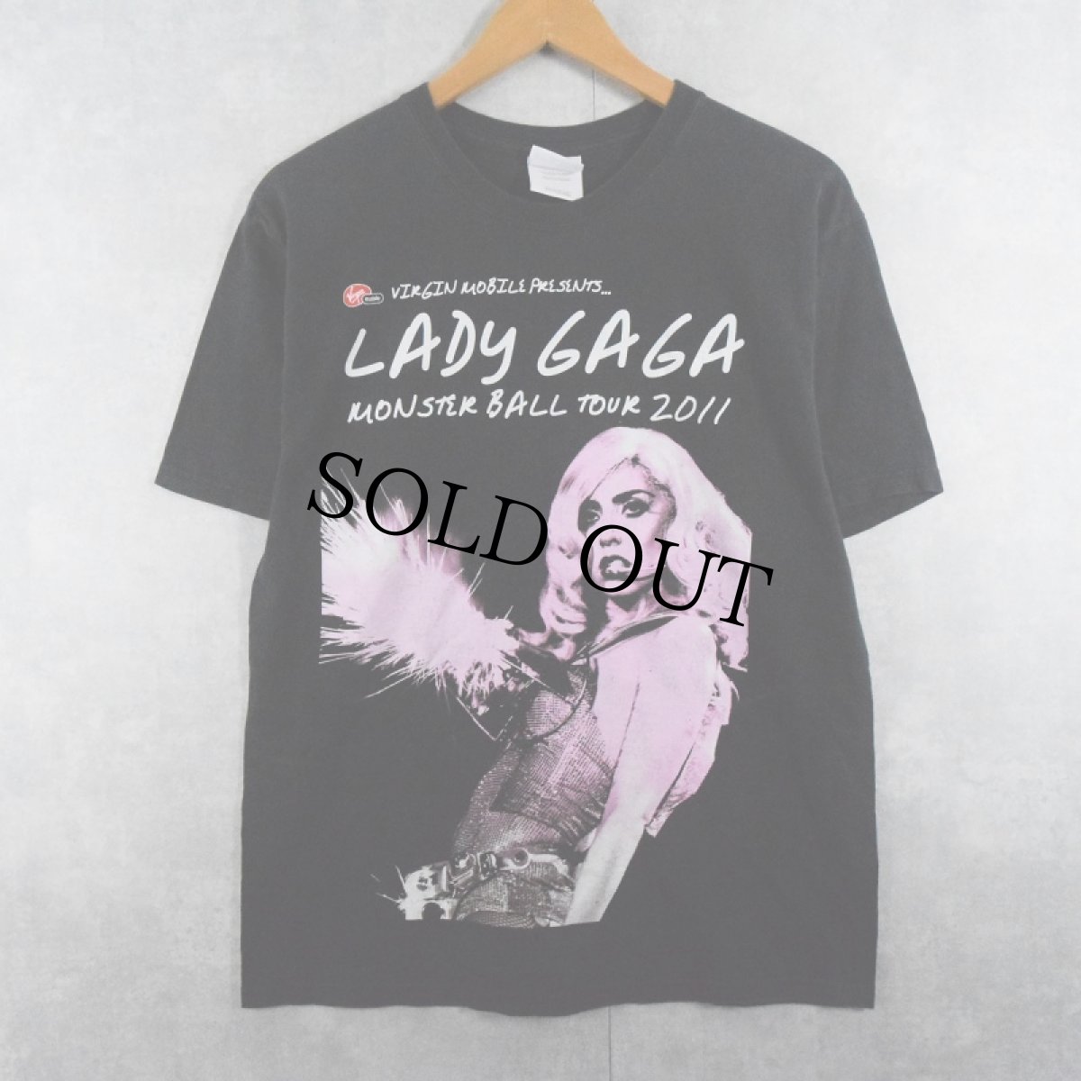 画像1: 2011 LADY GAGA "MONSTER BALL TOUR" ミュージシャンツアーTシャツ M (1)