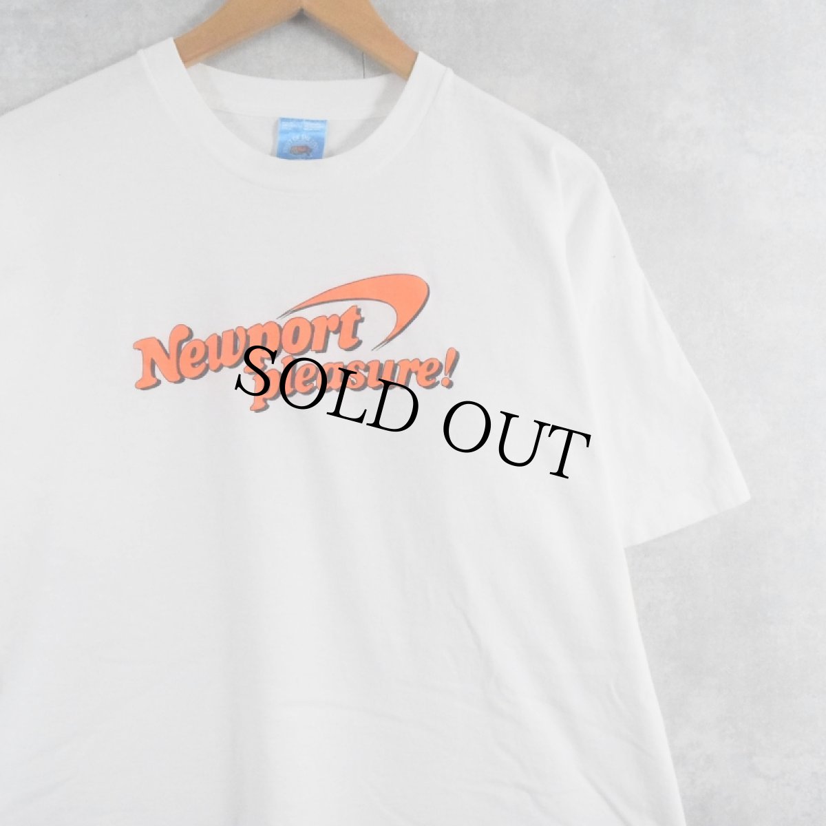 画像1: 90's "Newport pleasure!" タバコ企業 ロゴプリントTシャツ XL (1)