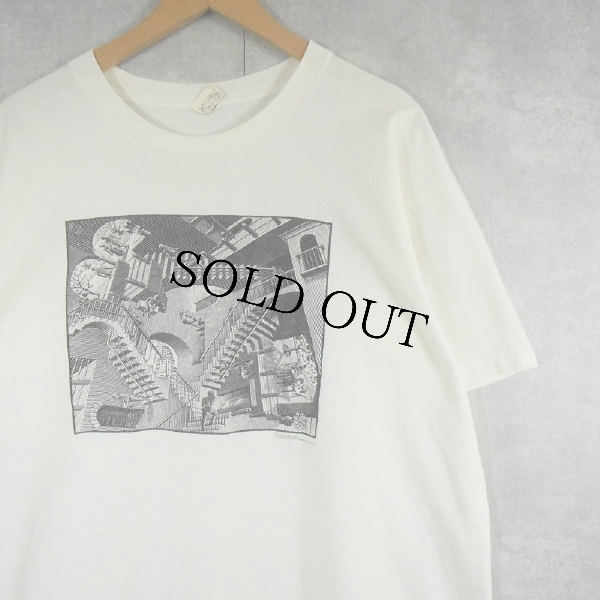 画像1: 90's M.C. ESCHER USA製 "Relativity" 騙し絵アートプリントTシャツ XL (1)