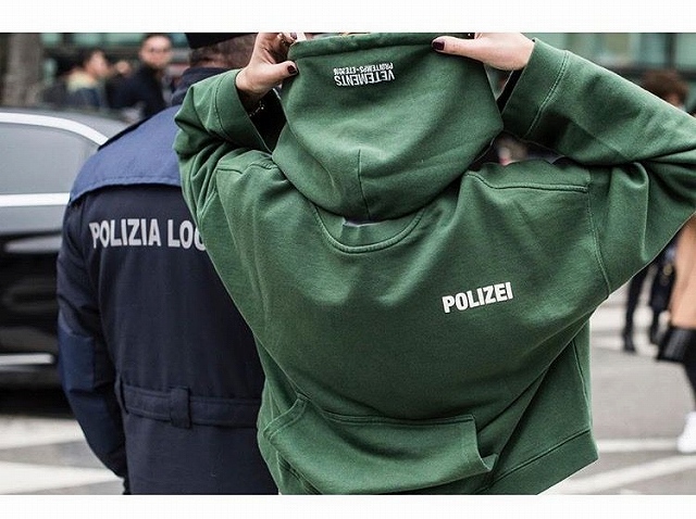 ドイツ警察ゴアテックス ジャケット