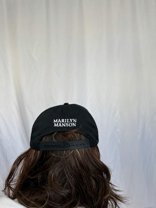 MARILYN MANSON スナップバック ロックバンドロゴ刺繍 キャップ